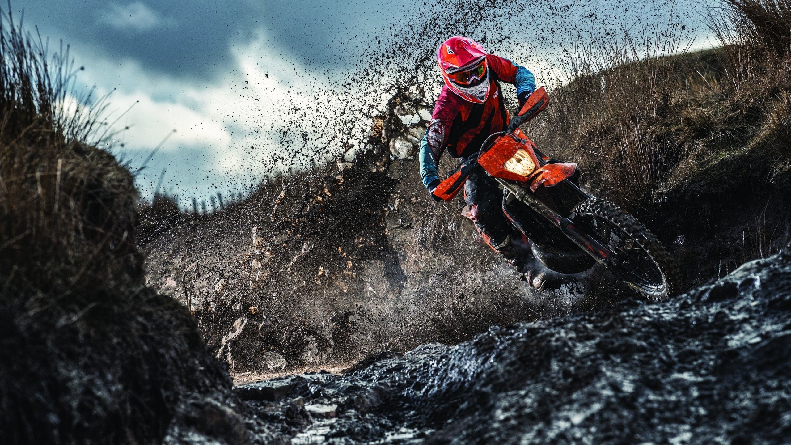 詹姆斯巅峰对决，哈登与50激战雄鹿分钟，高光表现胜负难料！